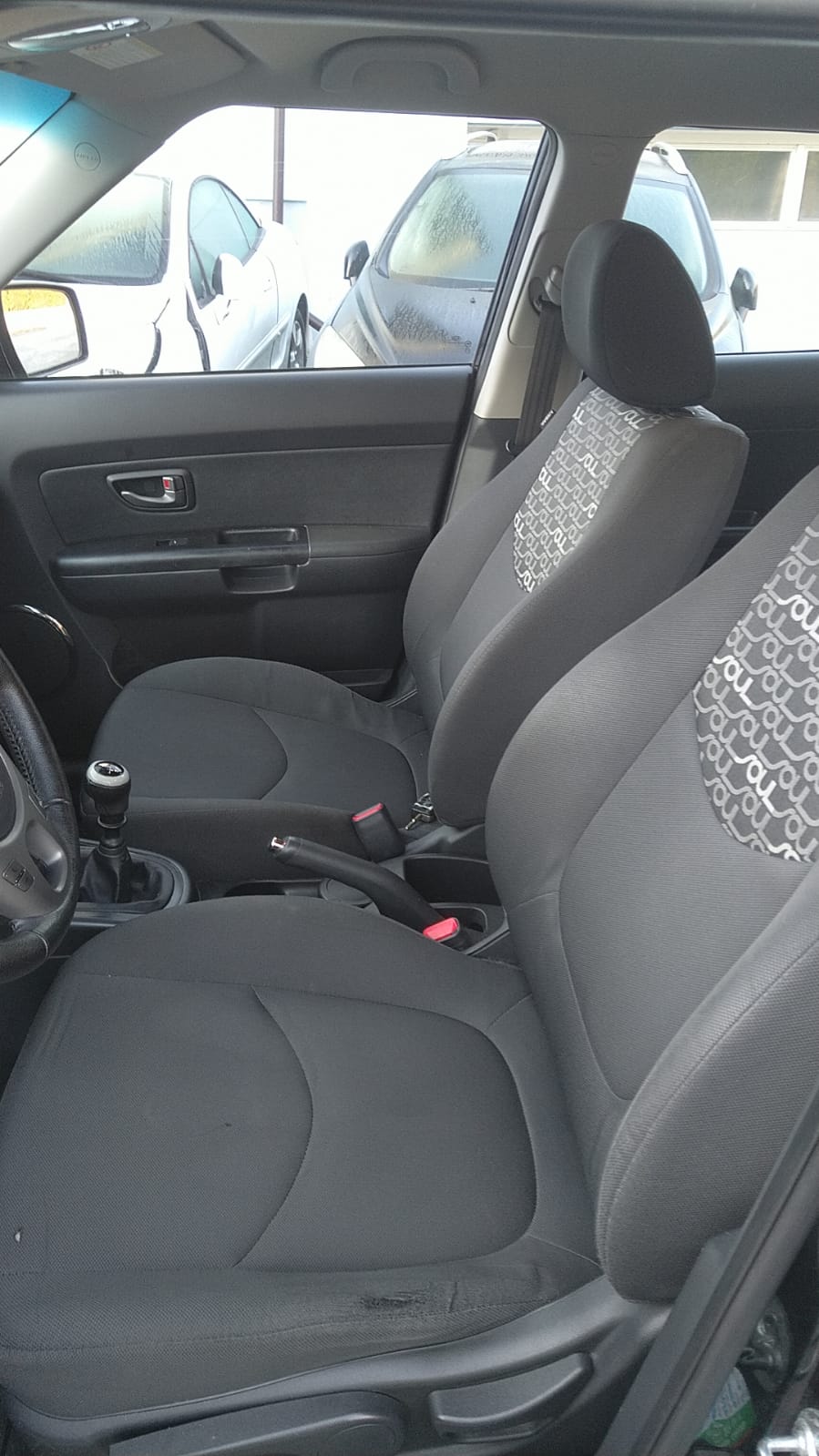 KIA Soul 1.6 CRDi Style-image-6