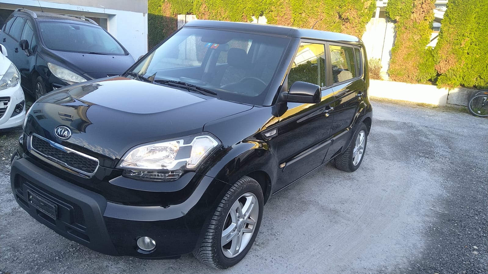 Car photo