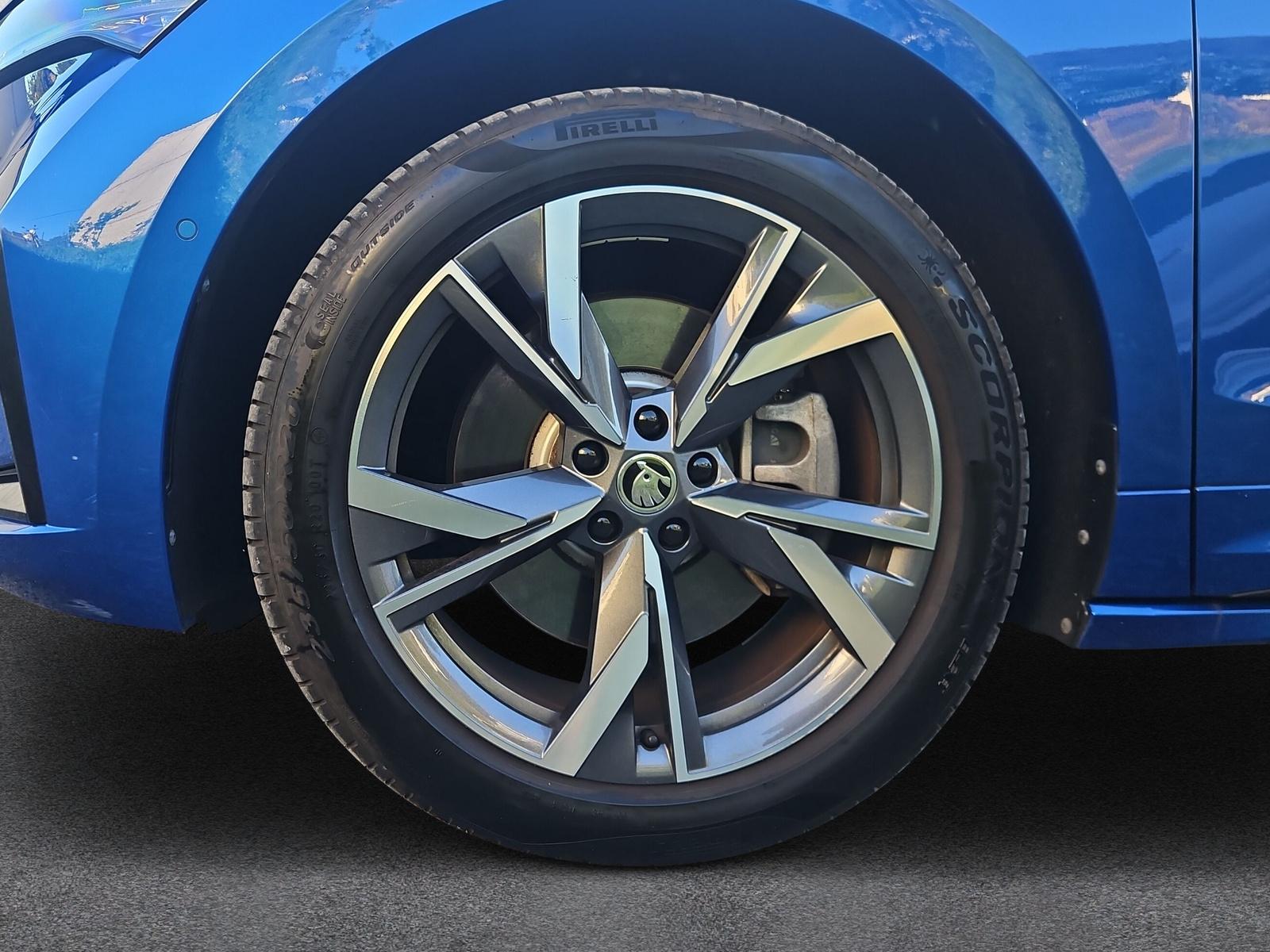 SKODA Enyaq iV SportLine 80x (CH) 📍-image-9