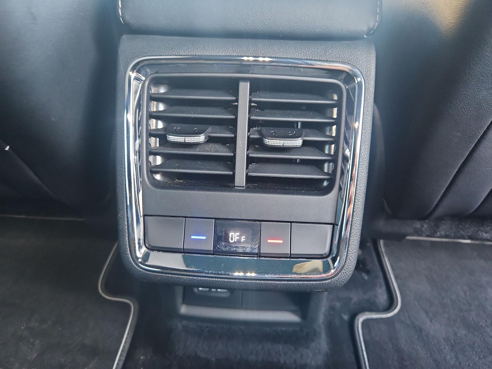 SKODA Enyaq iV SportLine 80x (CH) 📍-image-24