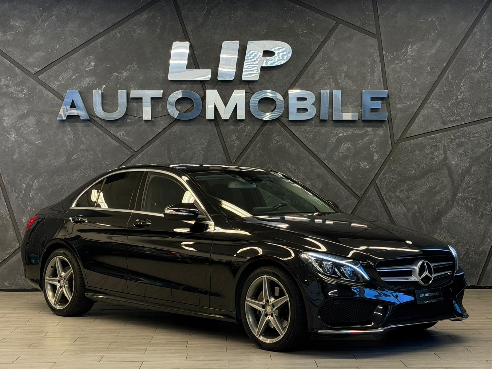 MERCEDES-BENZ C 220 BlueTEC AMG Line 7G-Tronic-image-2