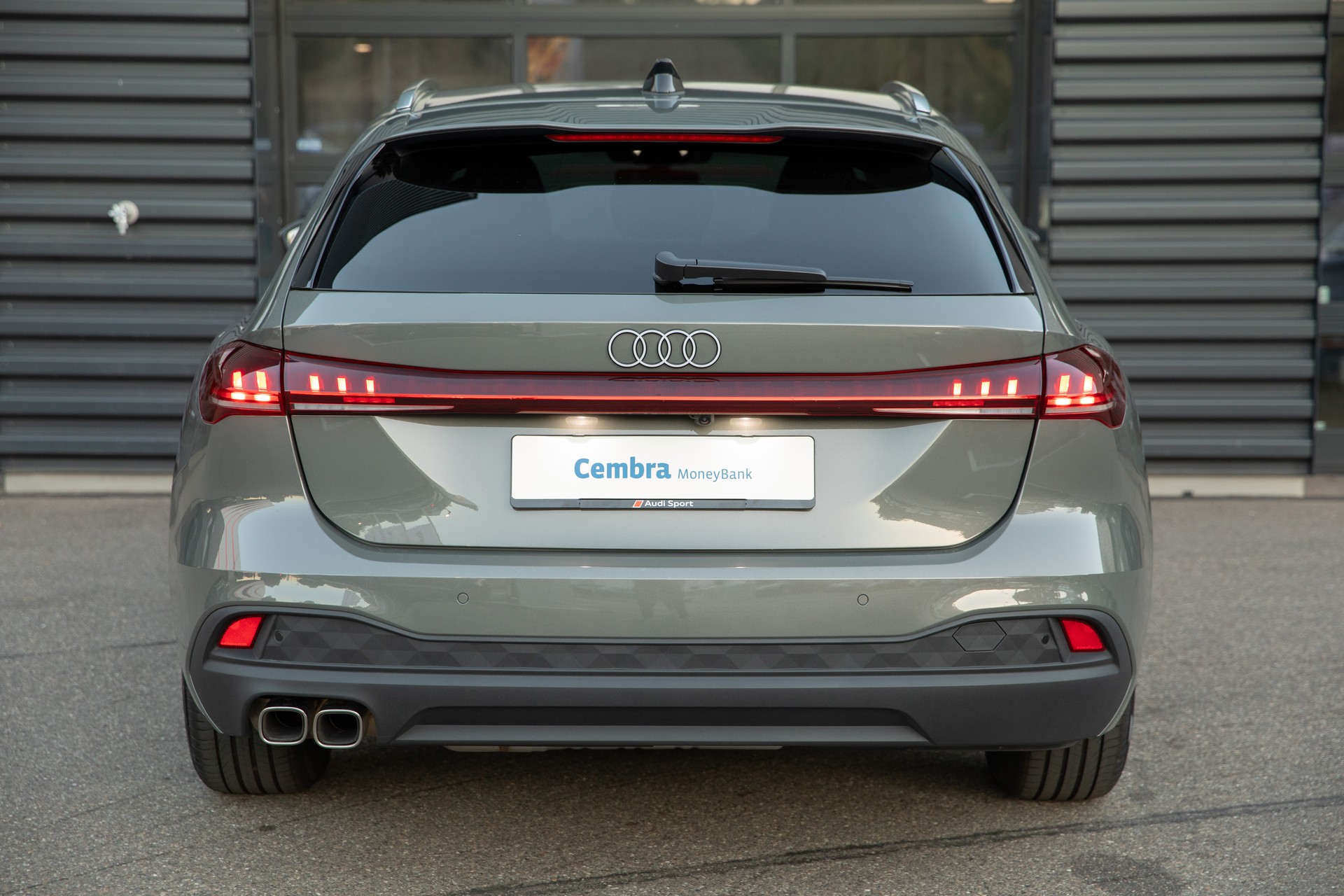 AUDI A5 Avant TDI 150 kW S tronic-image-5
