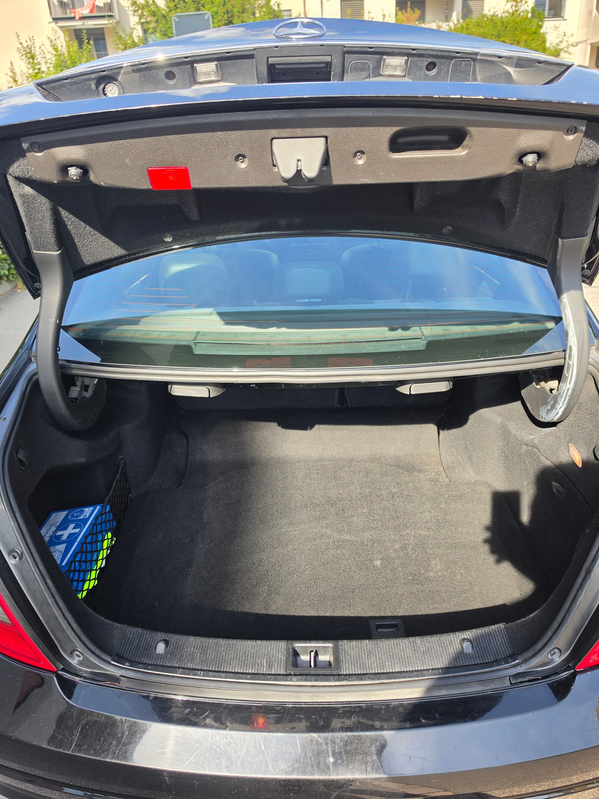 MERCEDES-BENZ C 200 CGI BlueEfficiency My Star Automatic-image-4