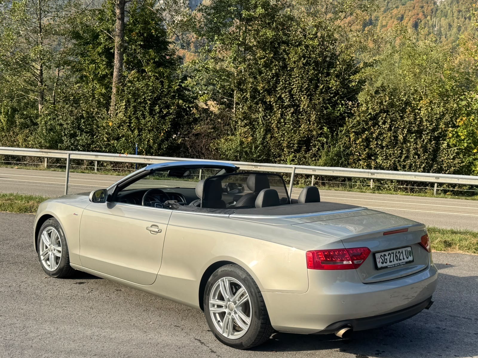 AUDI A5 Cabriolet 2.0 TFSI quattro S-tronic-image-10
