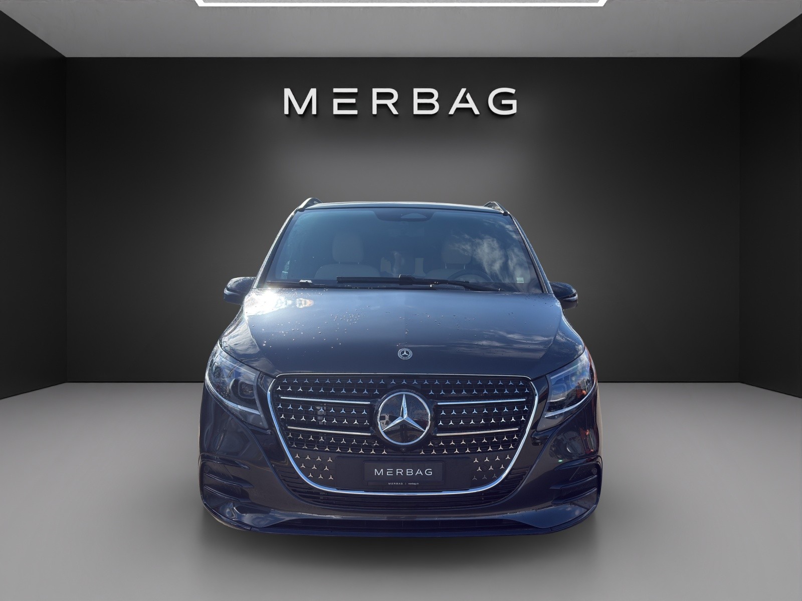 MERCEDES-BENZ V 300 d lang 4Matic Swiss Edition 9G-Tronic-image-5