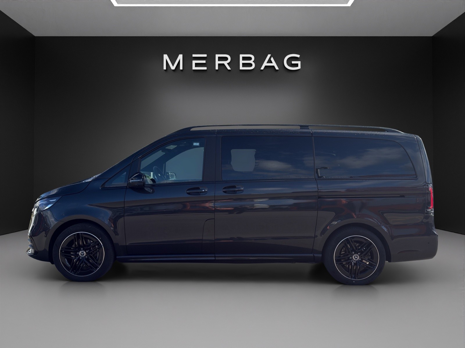 MERCEDES-BENZ V 300 d lang 4Matic Swiss Edition 9G-Tronic-image-4