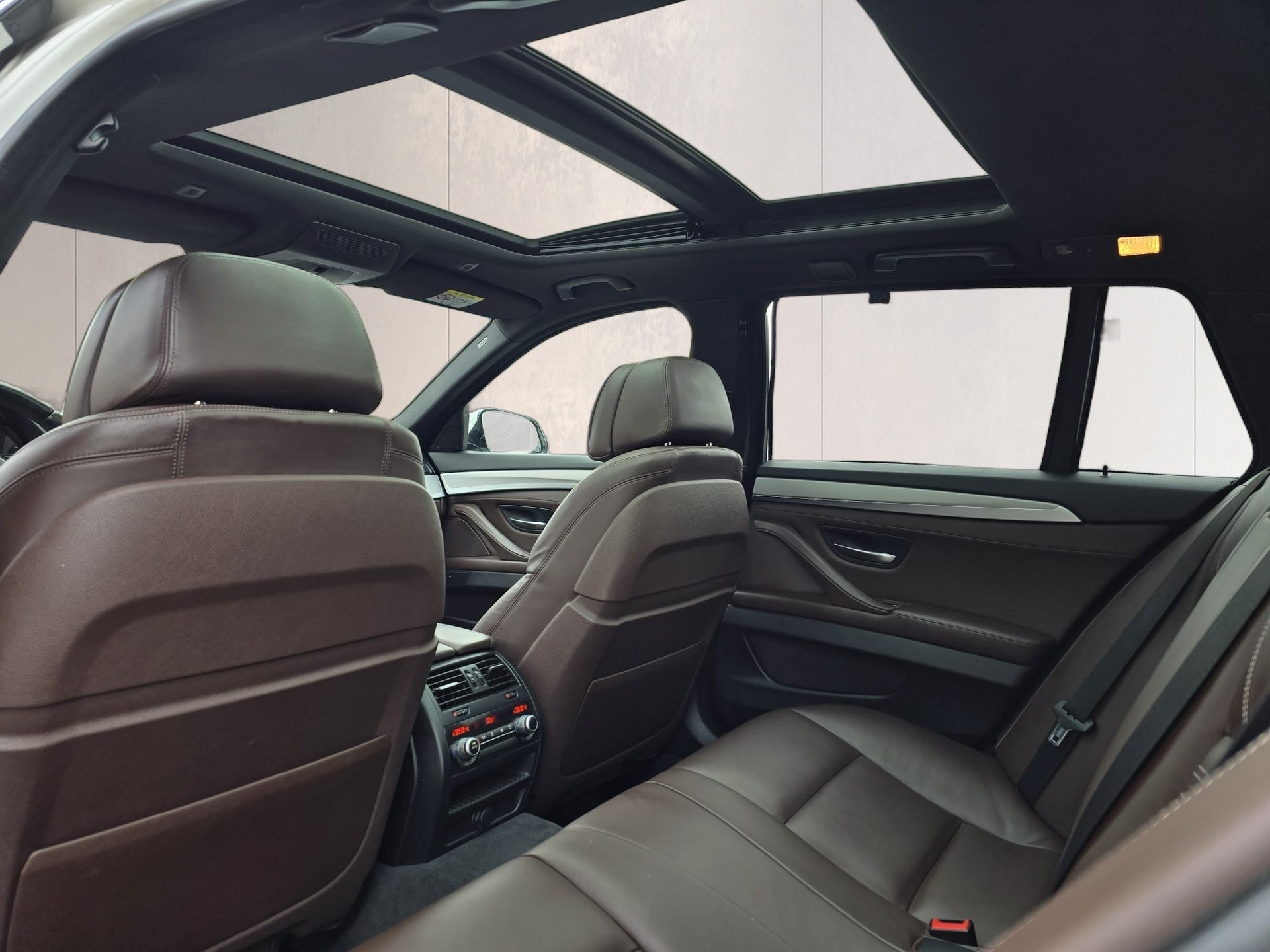 BMW 530D xDrive M-Packet-image-17