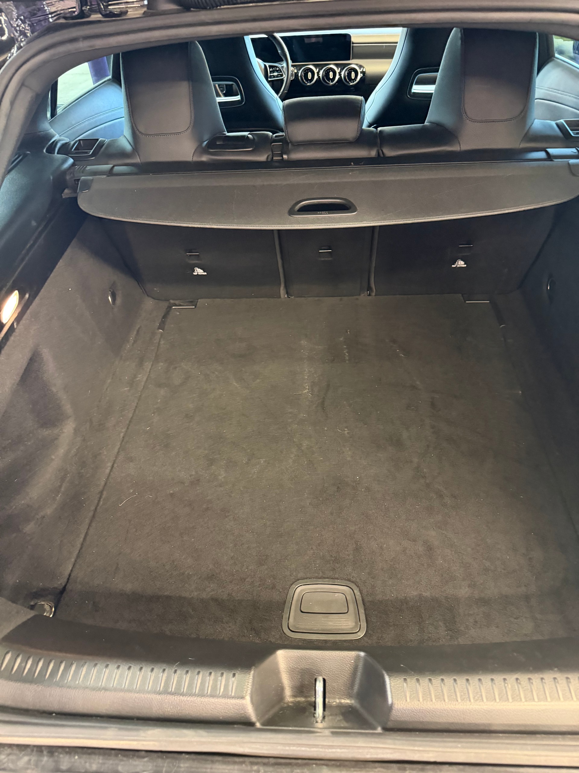 MERCEDES-BENZ CLA Shooting Brake 180 7G-DCT Progressive-image-4