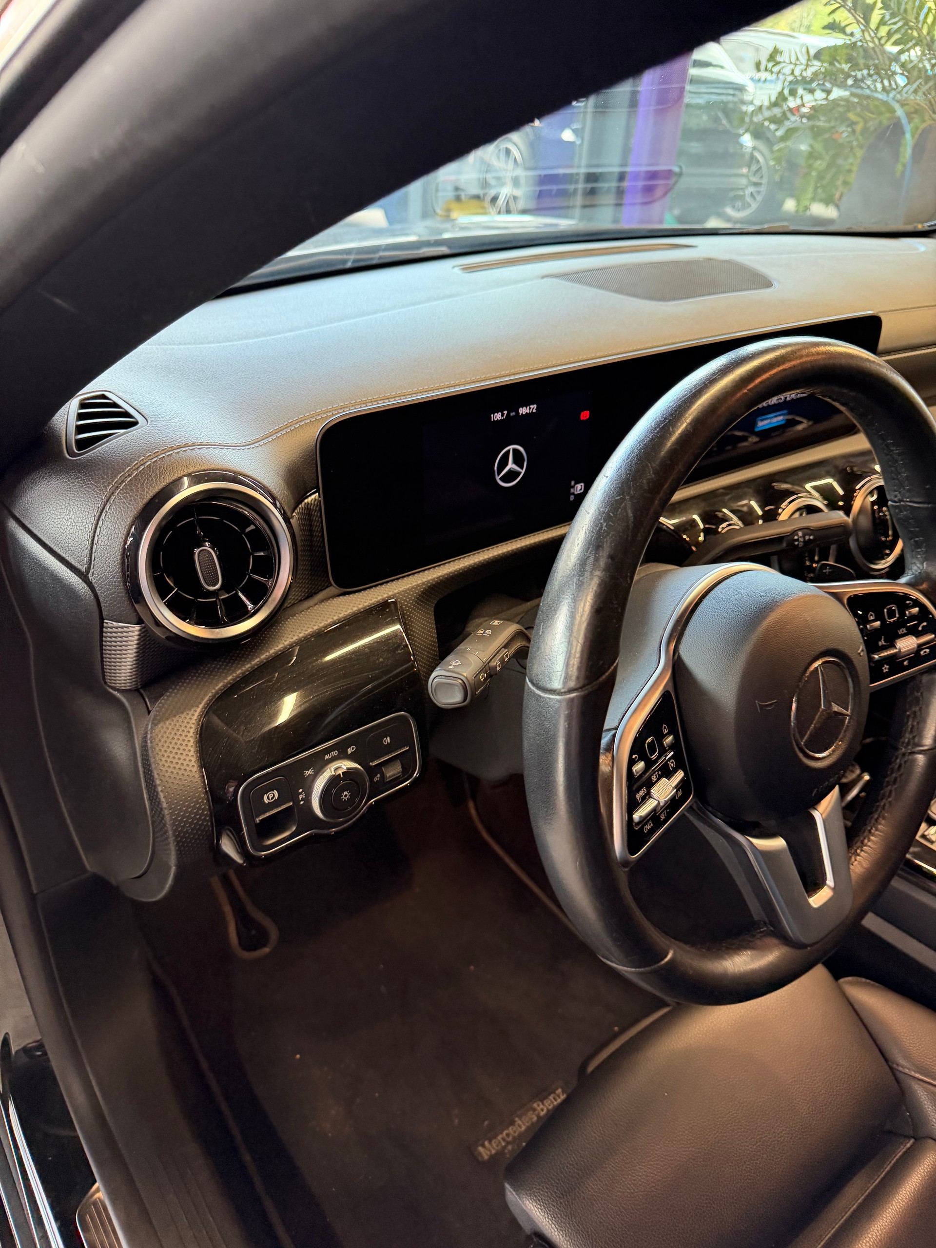 MERCEDES-BENZ CLA Shooting Brake 180 7G-DCT Progressive-image-9