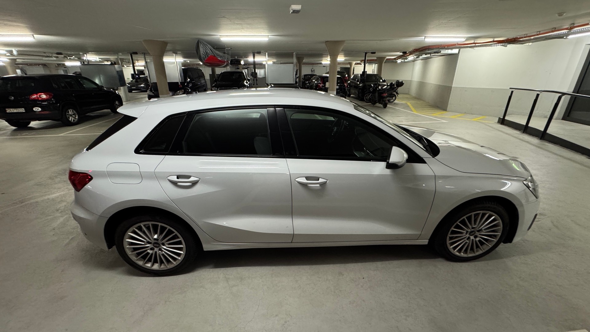 AUDI 2.0 40 TFSI Advanced quattro S-Tronic-image-3