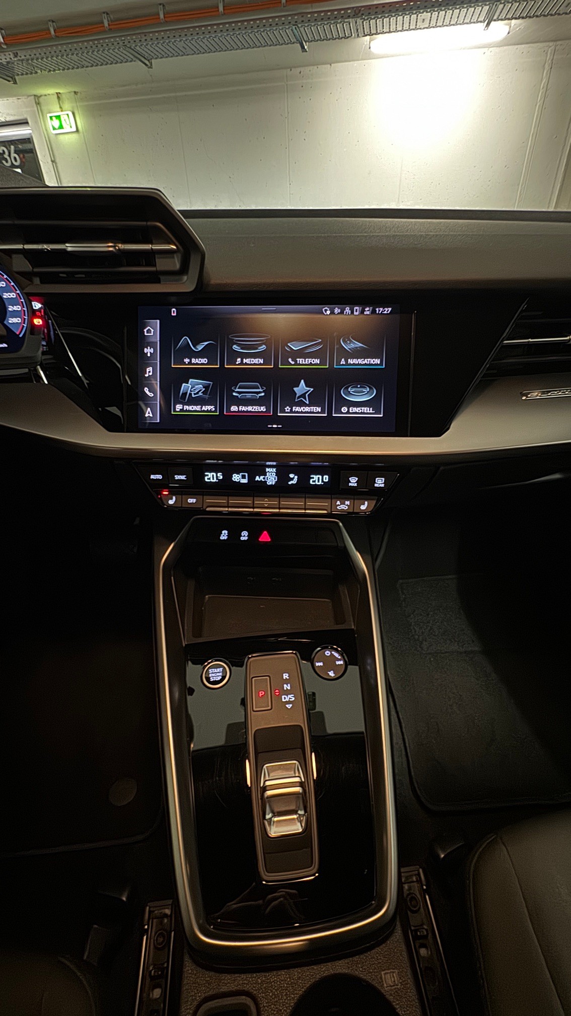 AUDI 2.0 40 TFSI Advanced quattro S-Tronic-image-5