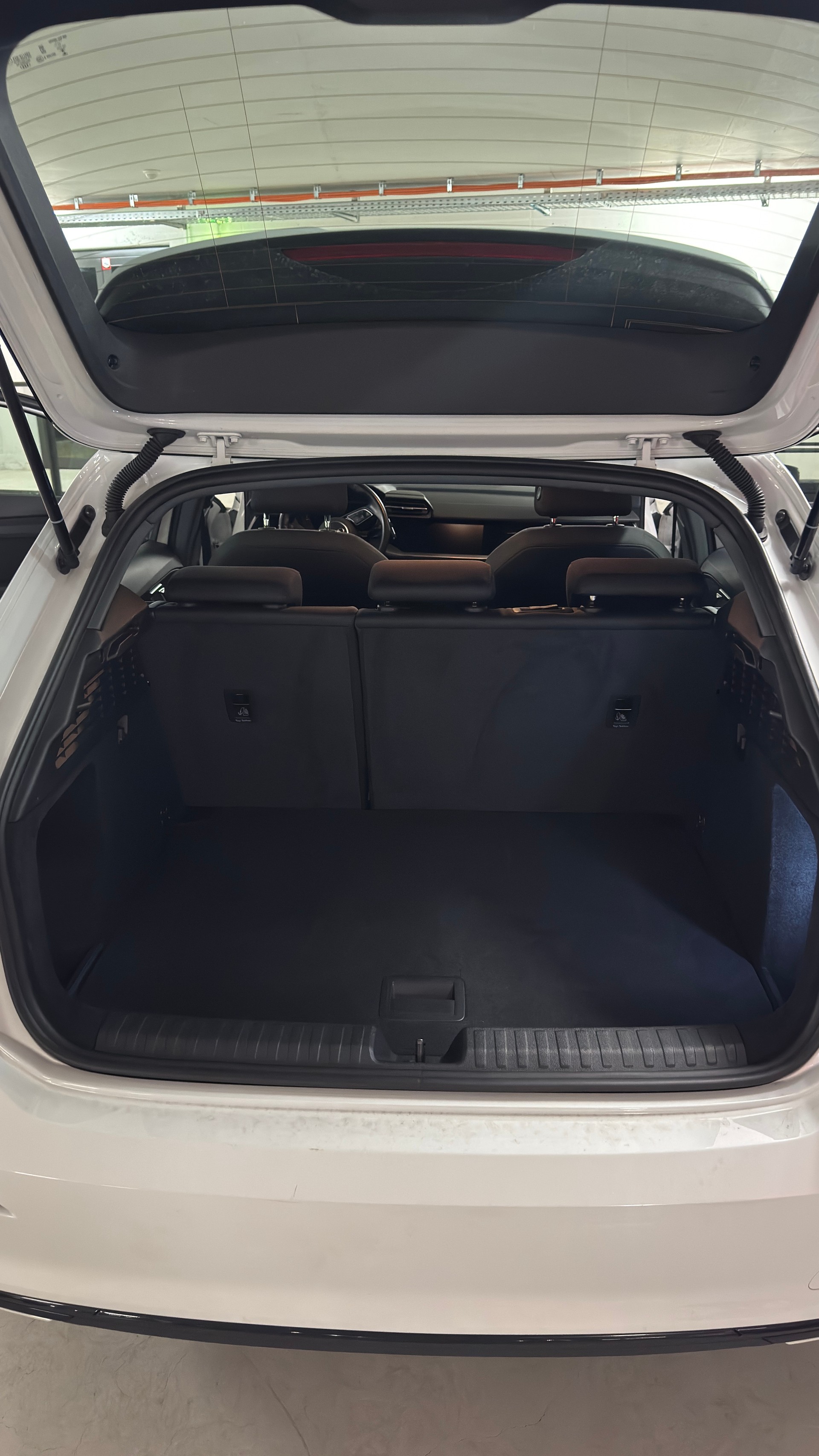 AUDI 2.0 40 TFSI Advanced quattro S-Tronic-image-8