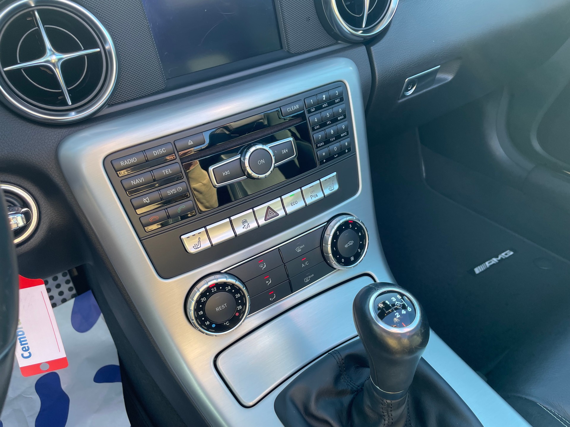 MERCEDES-BENZ SLK 250-image-11