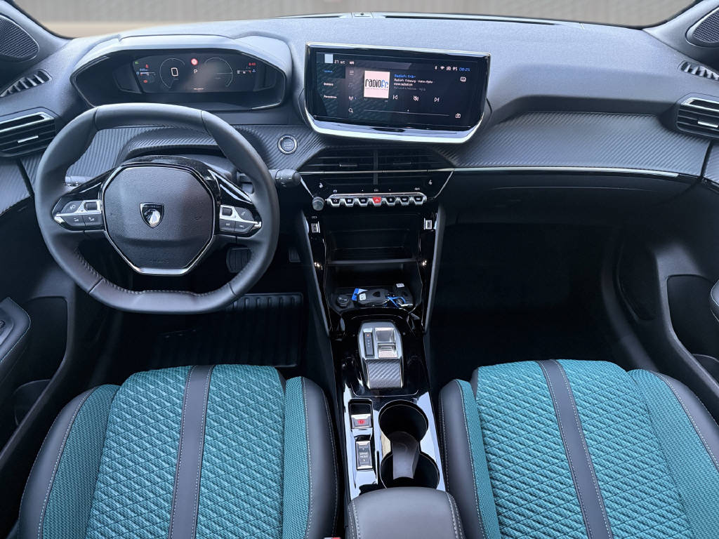 PEUGEOT 208 Hybrid 110 e-DCS6 Envy-image-5