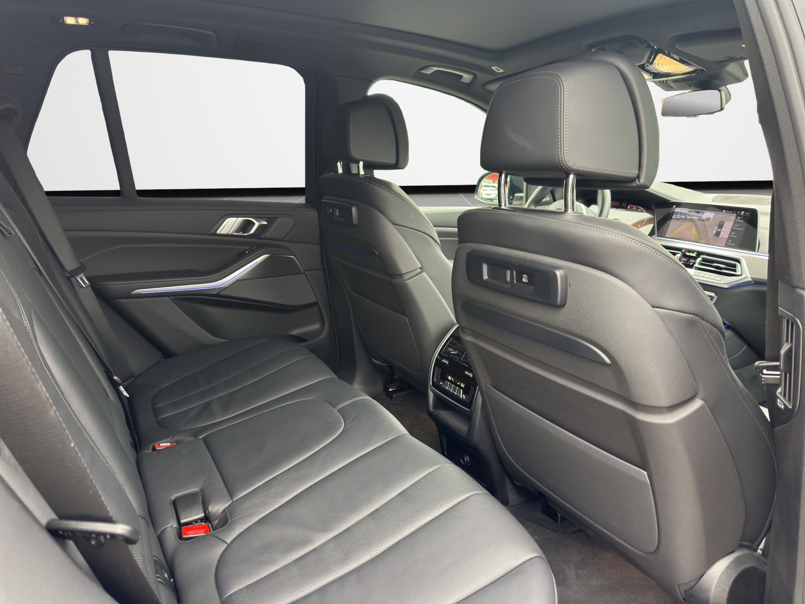BMW X5 xDrive M50d Steptronic *Vollausstattung*Frisch ab MFK*-image-14