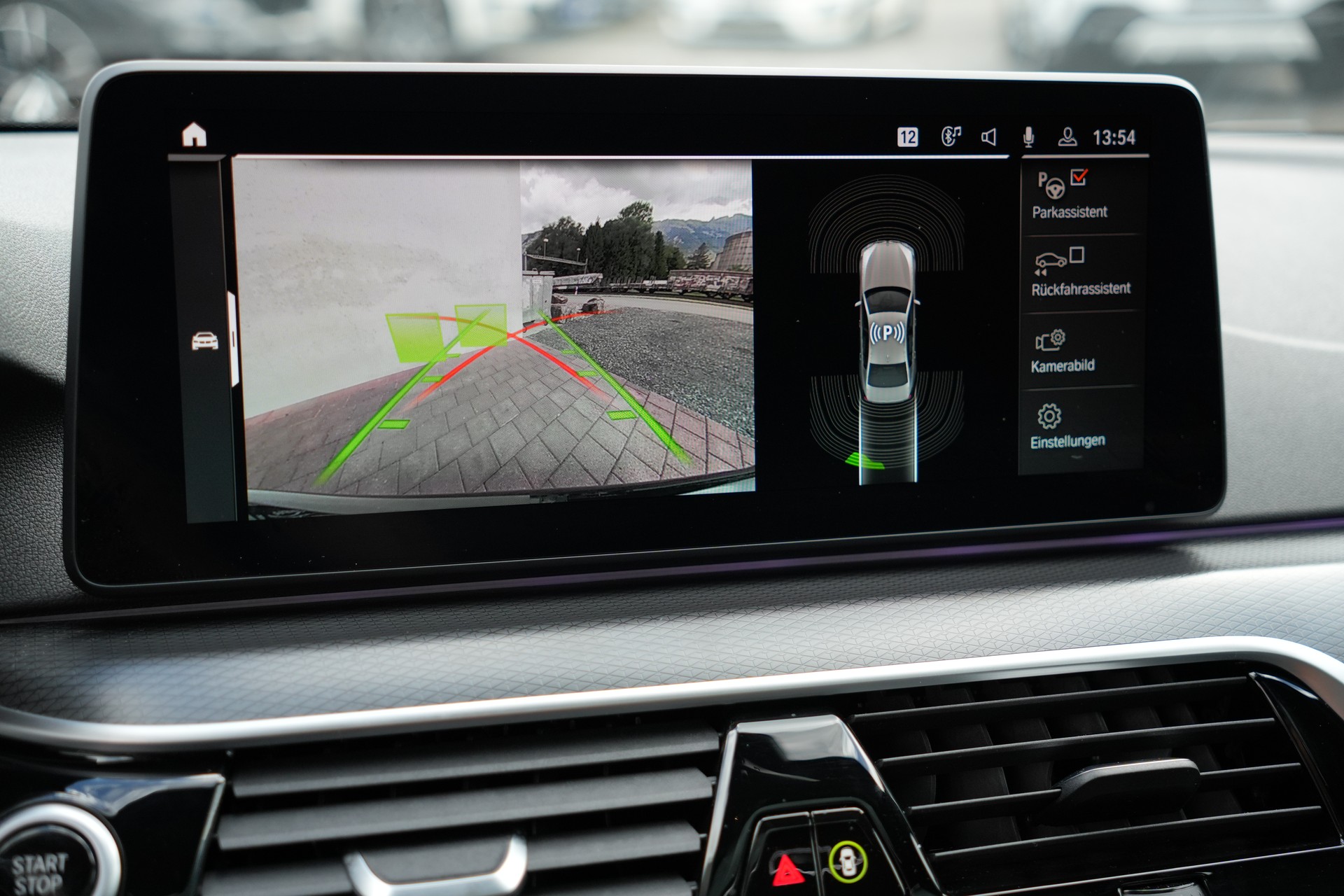 BMW 530i xDrive 48V Pure M Sport Steptronic-image-17