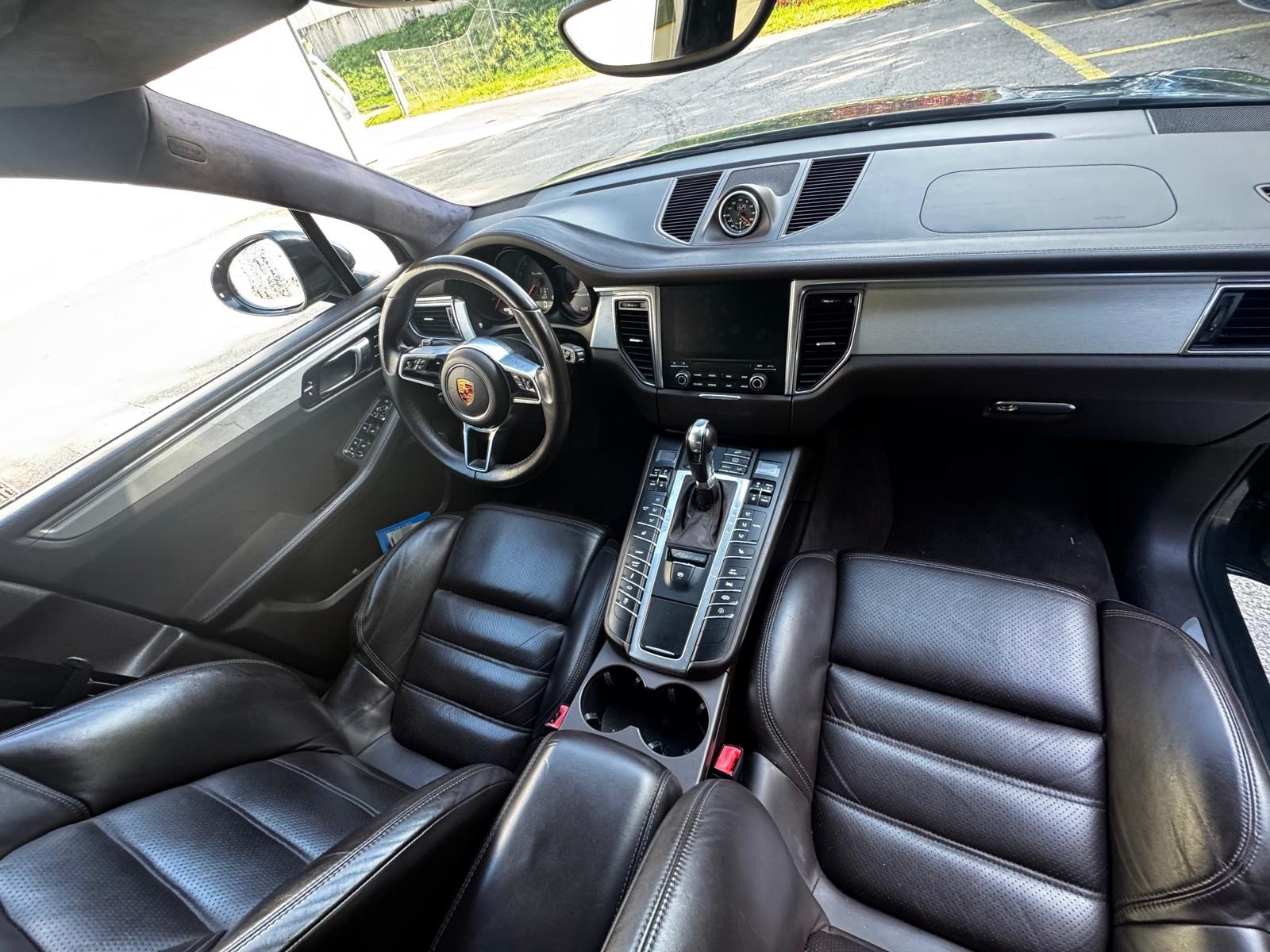 PORSCHE Macan Turbo PDK-image-9