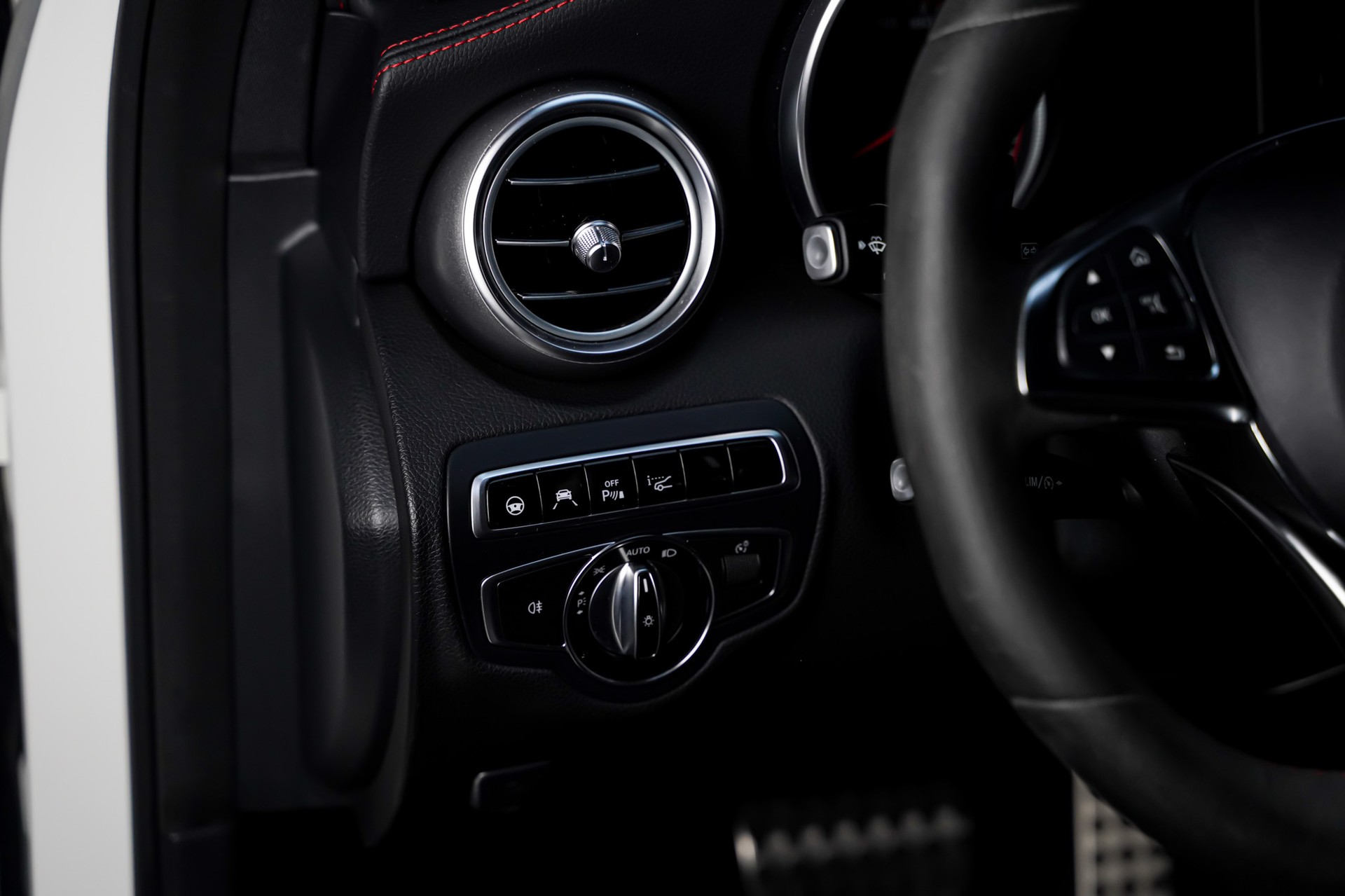 MERCEDES-BENZ C 63 S AMG Edition 1 Speedshift-image-13