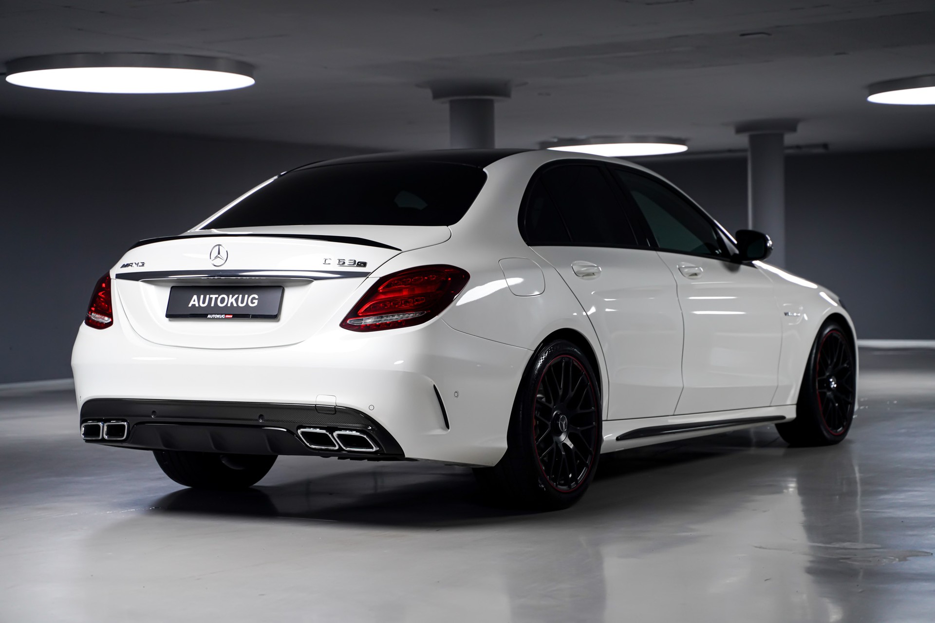 MERCEDES-BENZ C 63 S AMG Edition 1 Speedshift-image-5