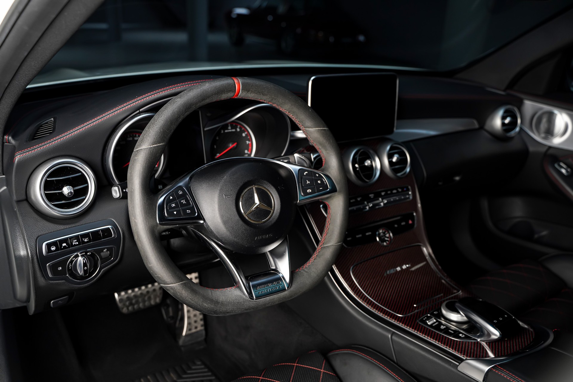 MERCEDES-BENZ C 63 S AMG Edition 1 Speedshift-image-12