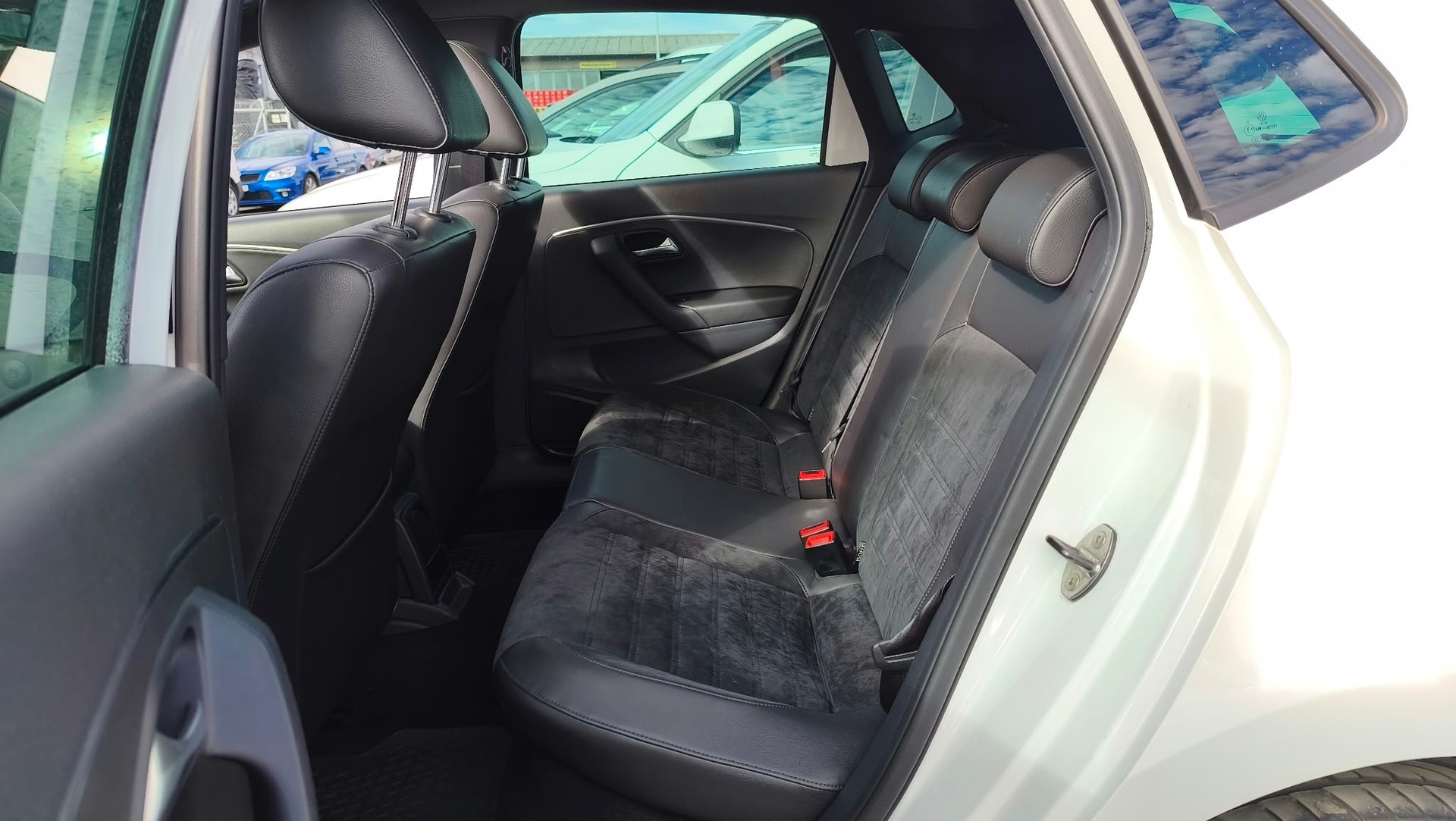 VW Polo 1.4 TSI ACT BlueGT DSG-image-11