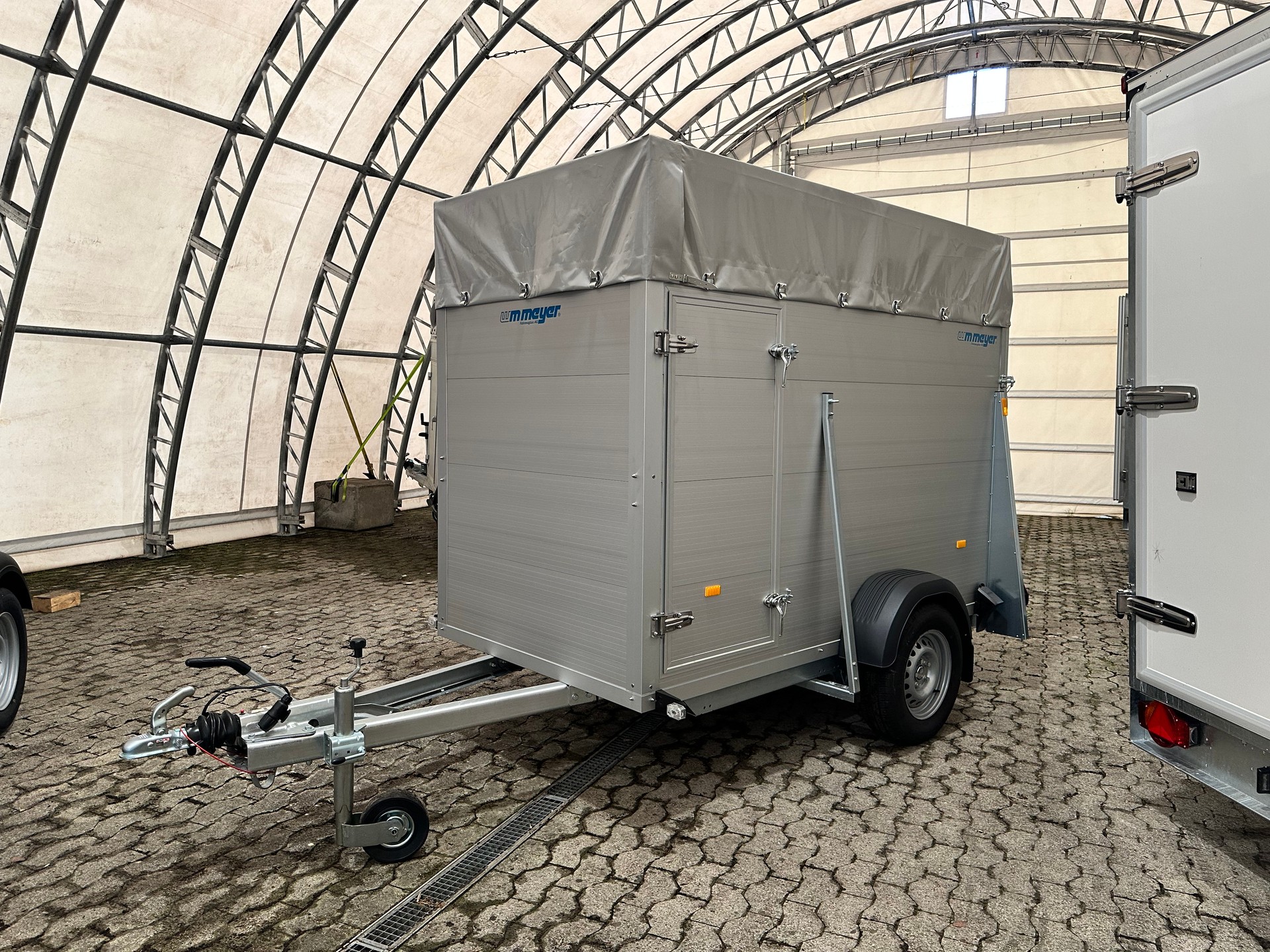 WM MEYER V1 1525/129-ALU-showroom-element-1