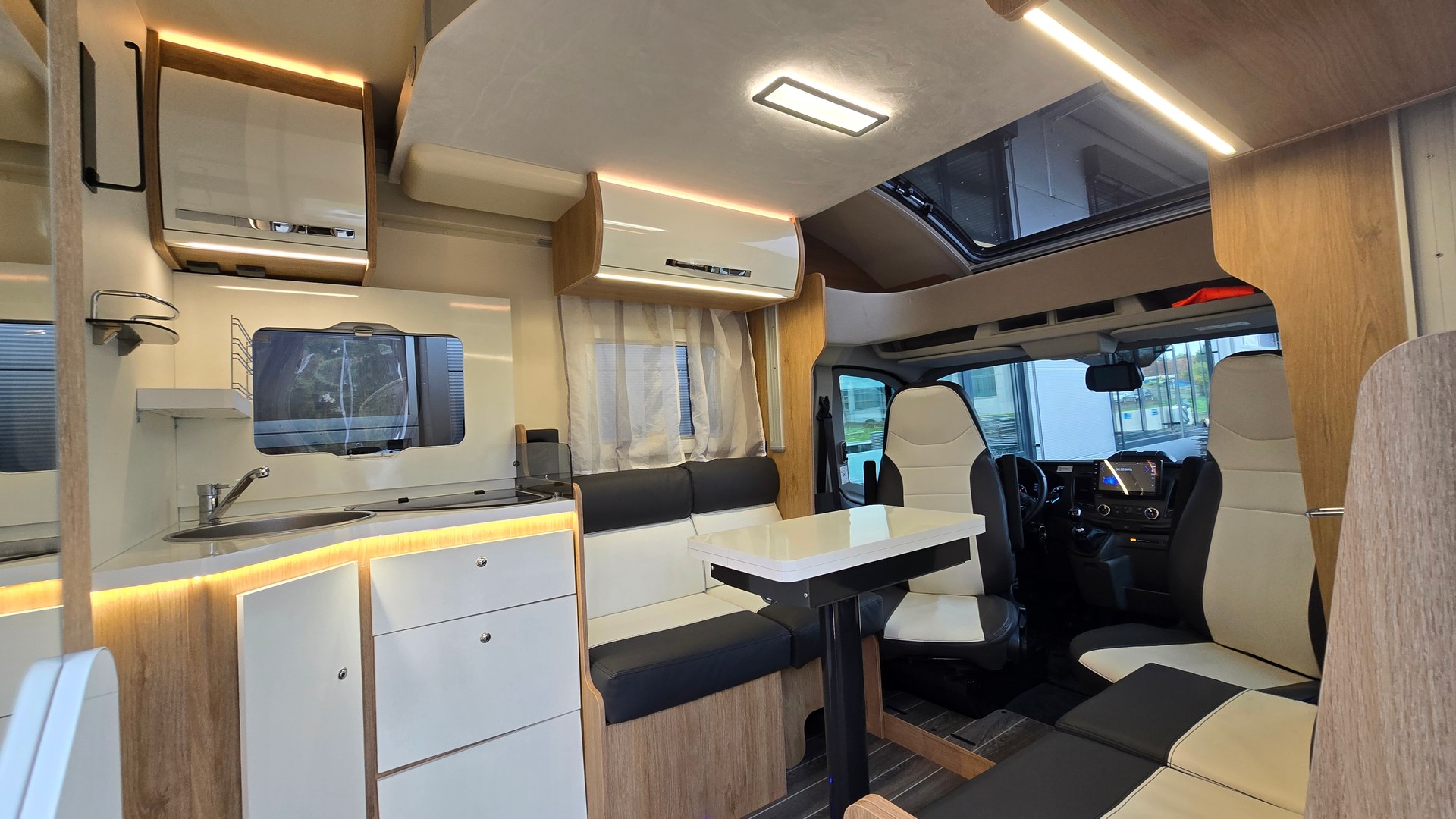 ROLLER TEAM Kronos 267 TL, Ford Transit 2.0Eco Blue 170PS-image-5