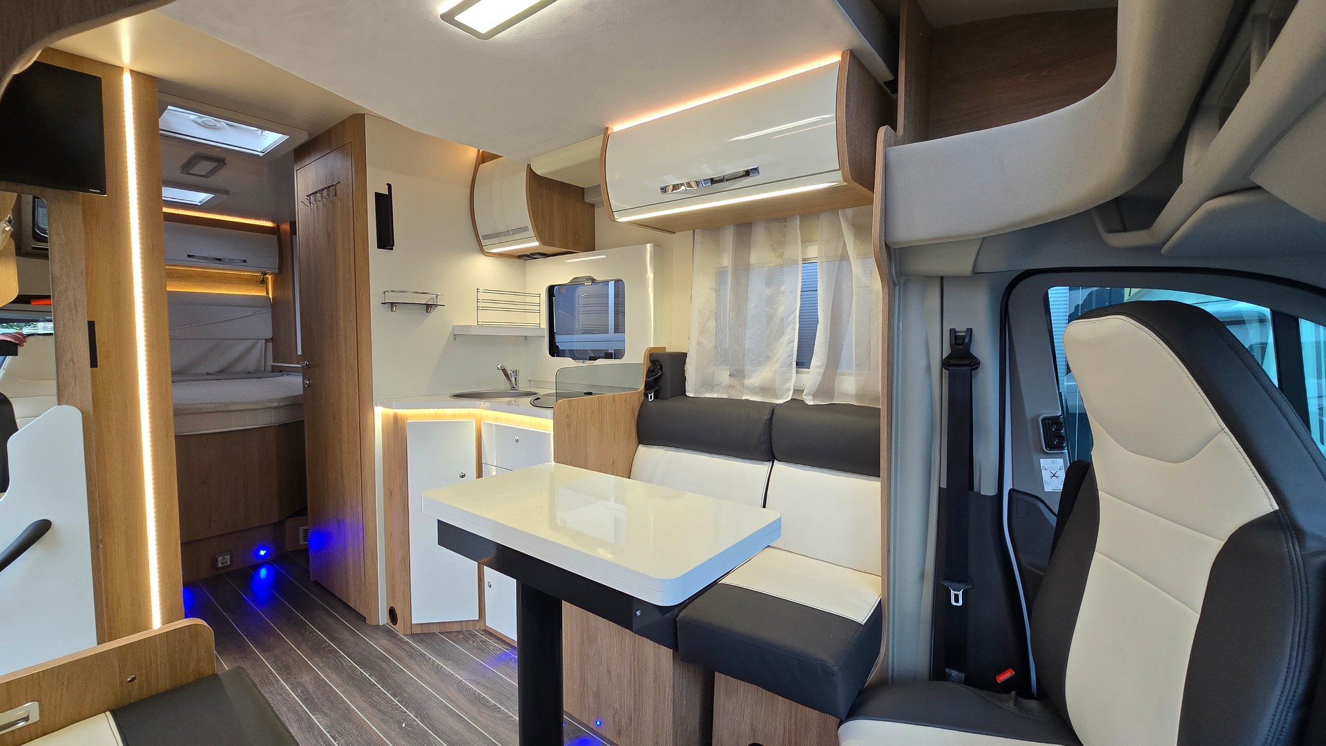 ROLLER TEAM Kronos 267 TL, Ford Transit 2.0Eco Blue 170PS-image-6