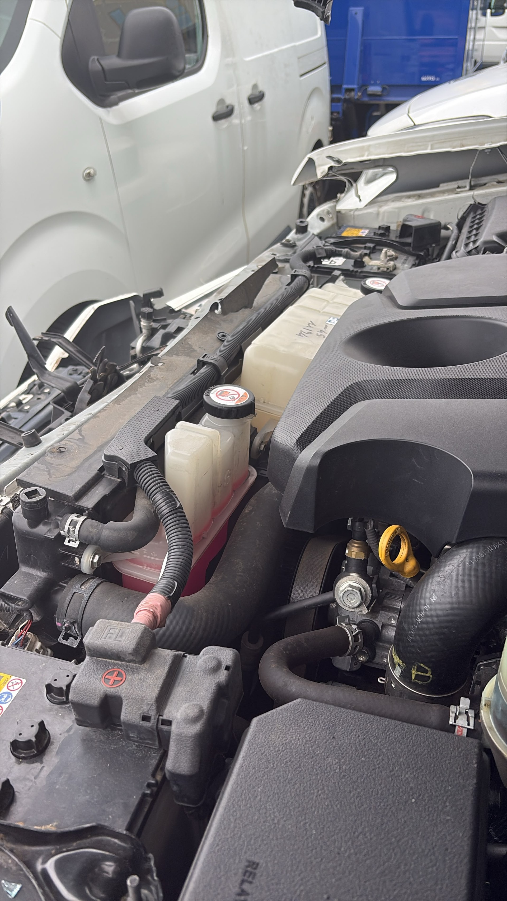 TOYOTA Land Cruiser 2.8TD Comfort Automatic-image-14