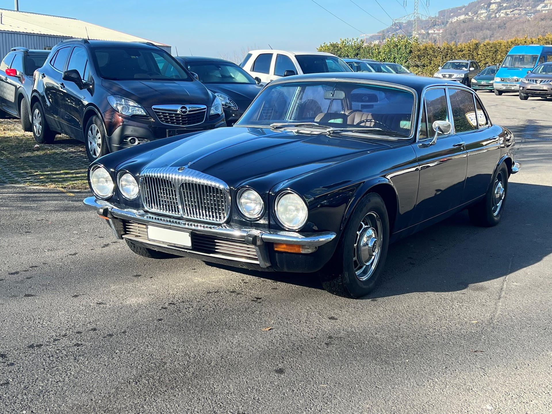 DAIMLER Double Six V12 - 1975 - 5344 CC-image-6