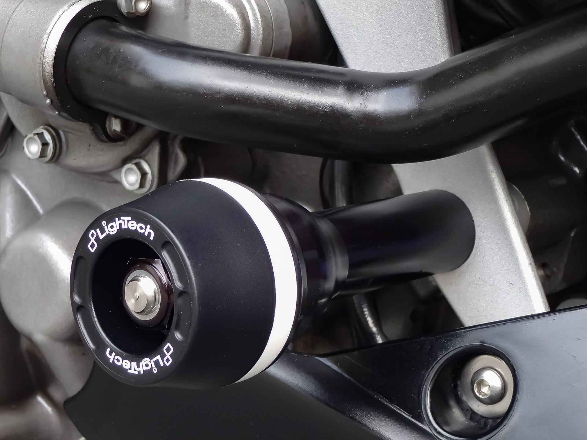KTM 990 Super Duke-image-10