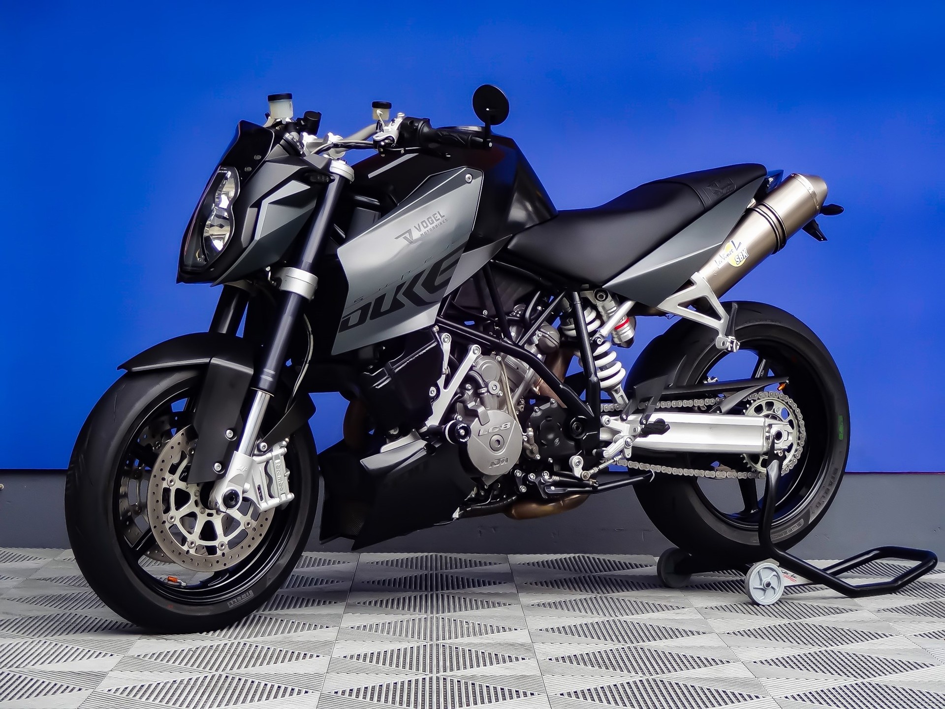 KTM 990 Super Duke-image-4