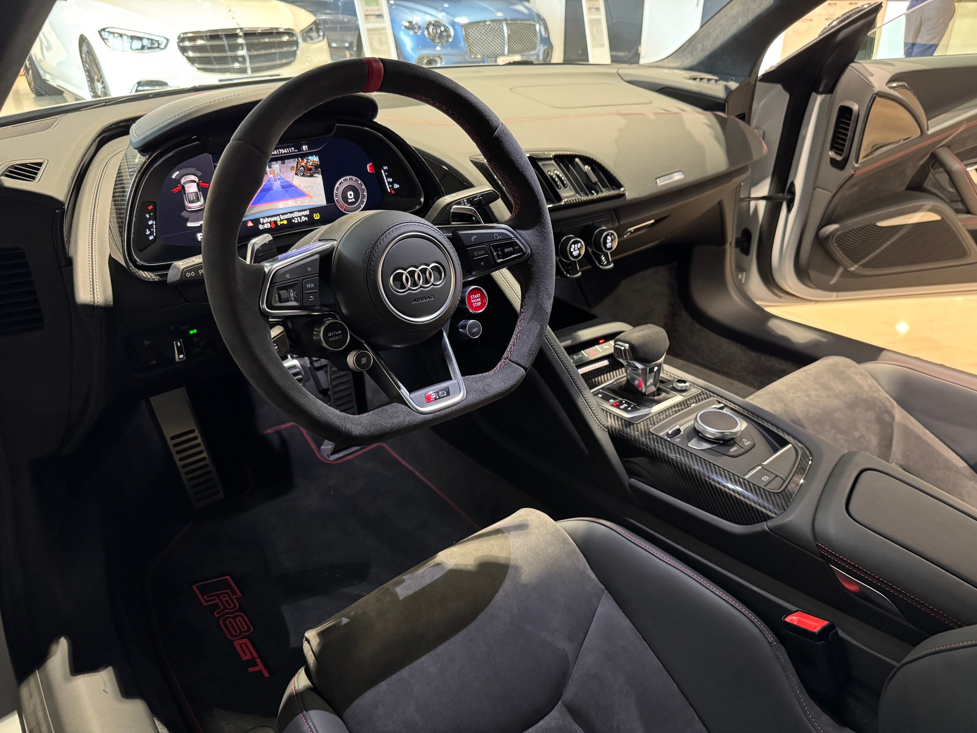 AUDI R8 Coupé GT RWD S-Tronic Limitiert Edition 333-image-17
