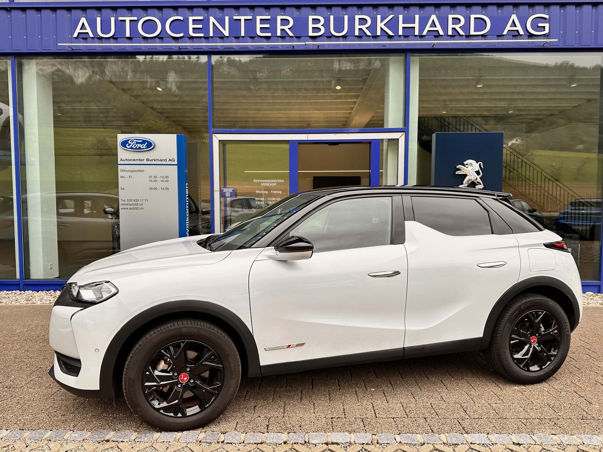 DS AUTOMOBILES DS3 Crossback 1.2 PureTech 155 Performance Line-image-0