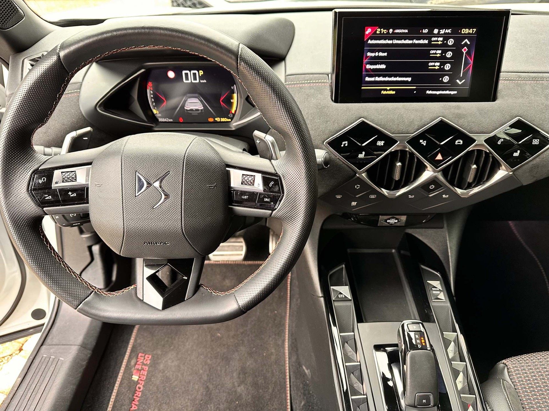 DS AUTOMOBILES DS3 Crossback 1.2 PureTech 155 Performance Line-image-8