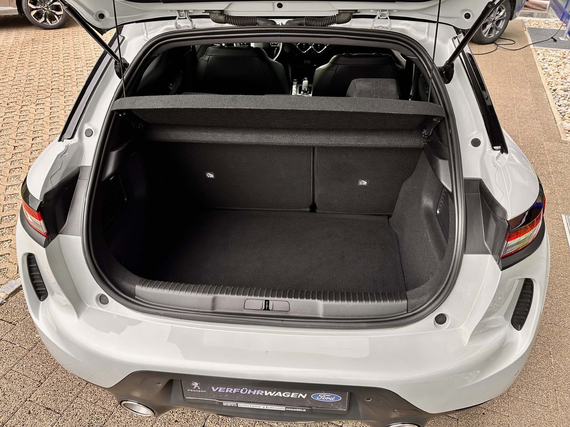 DS AUTOMOBILES DS3 Crossback 1.2 PureTech 155 Performance Line-image-4