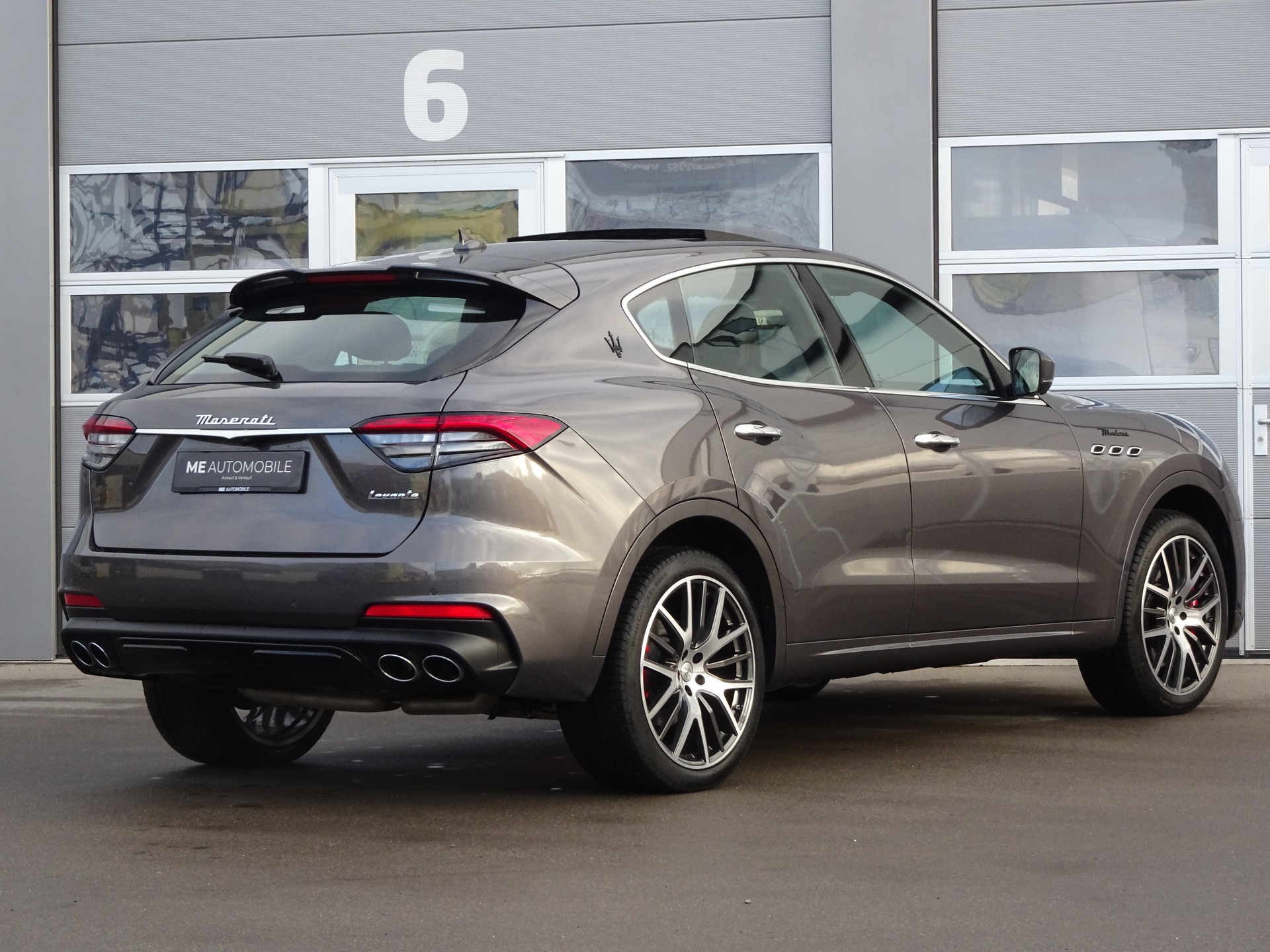 MASERATI Levante 3.0 V6 Modena Automatica-image-3