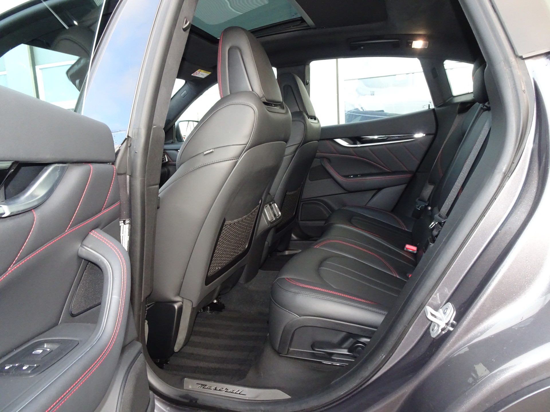 MASERATI Levante 3.0 V6 Modena Automatica-image-10