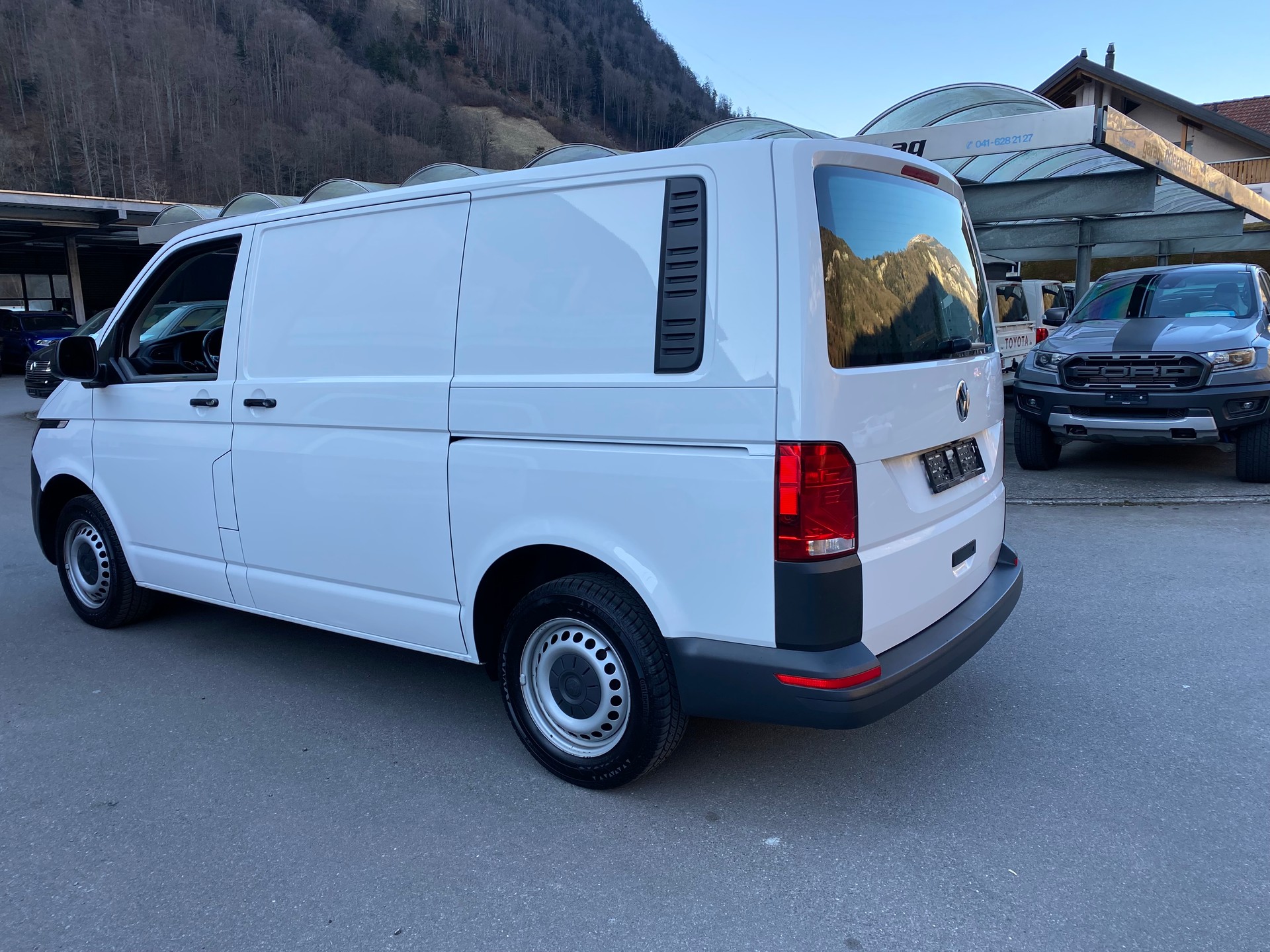 VW T6.1 2.0 TDI 4Motion-image-13