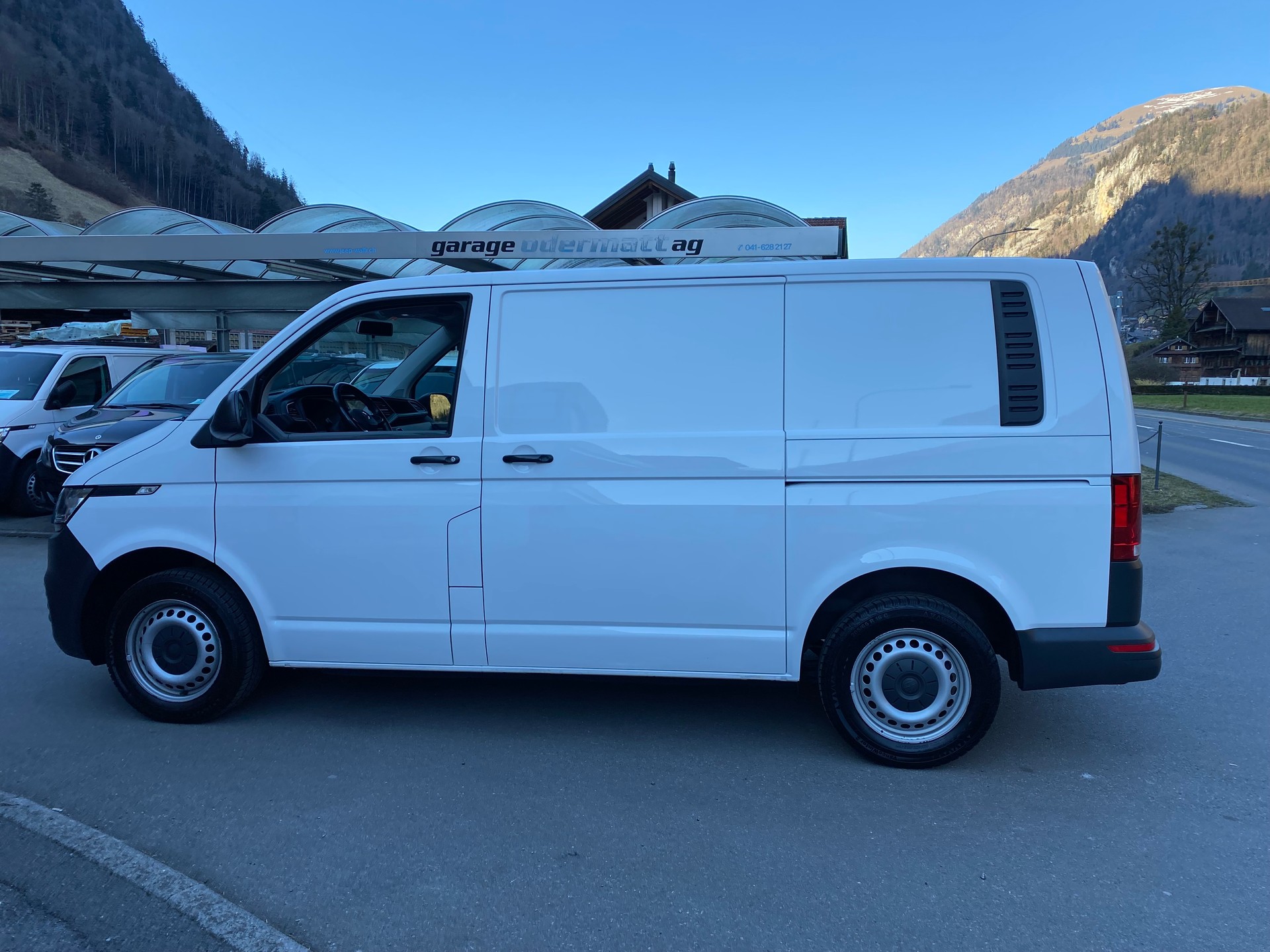 VW T6.1 2.0 TDI 4Motion-image-1