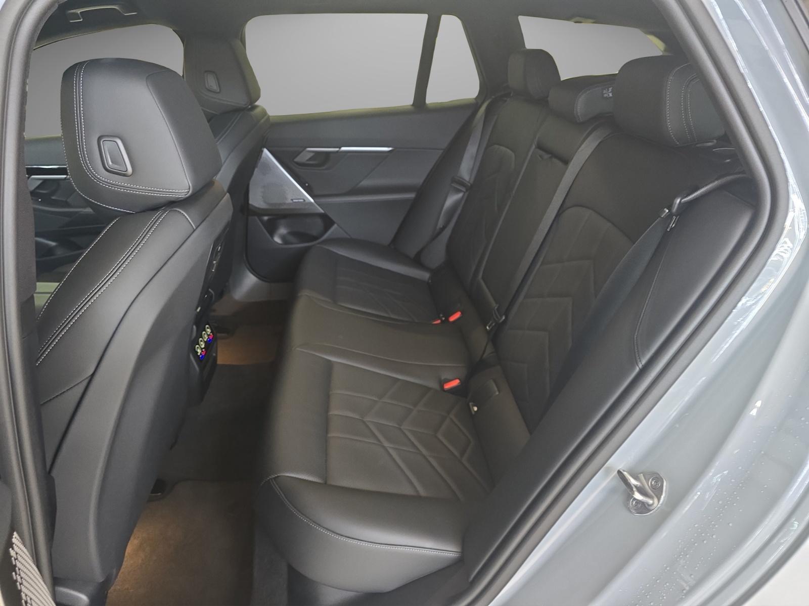 BMW 520d xDrive Touring M Sport-image-15