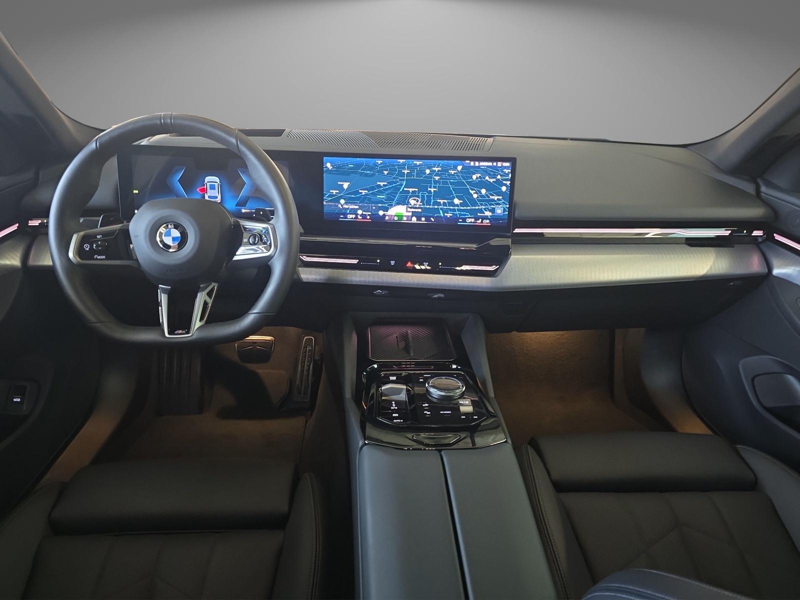 BMW 520d xDrive Touring M Sport-image-8