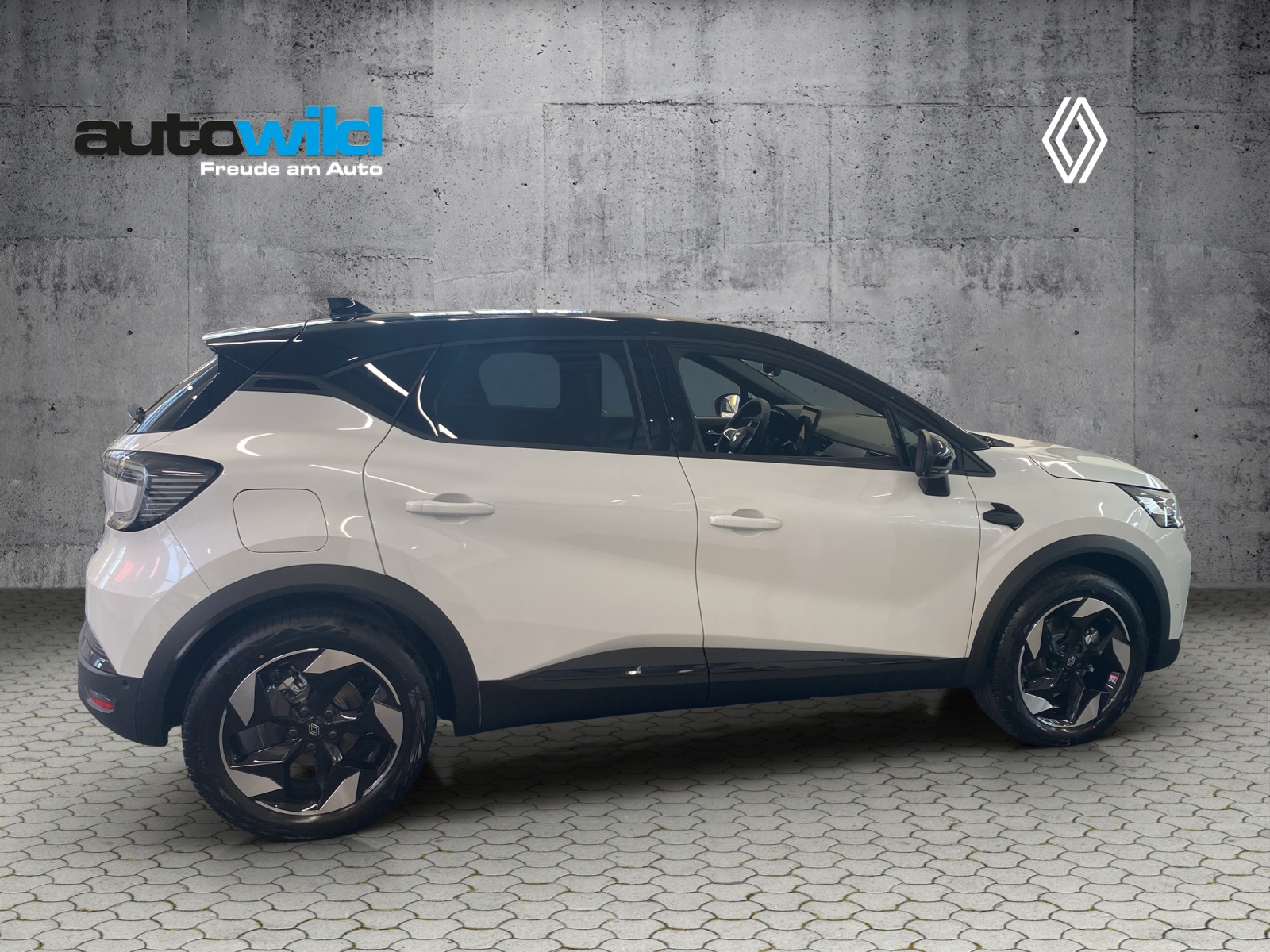 RENAULT Captur 1.6 E-Tech Techno-image-12