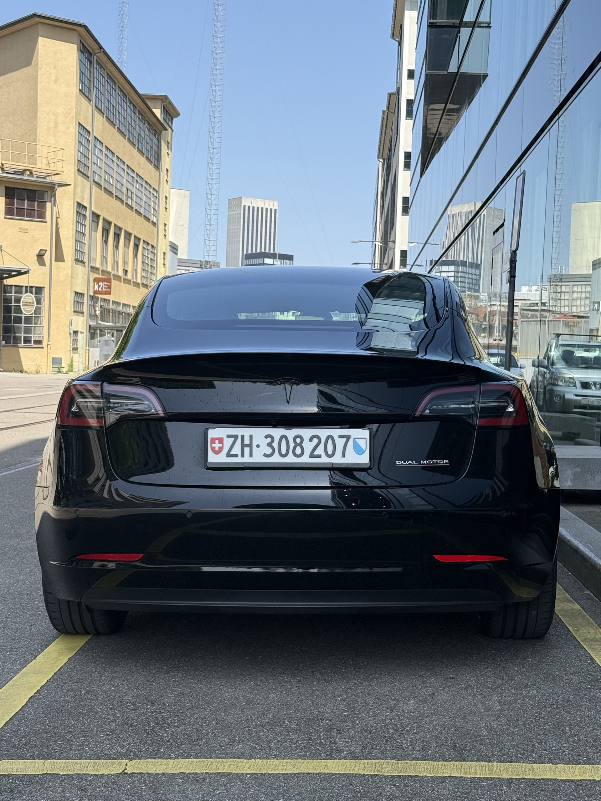 TESLA Model 3 Performance Dual Motor AWD-image-4