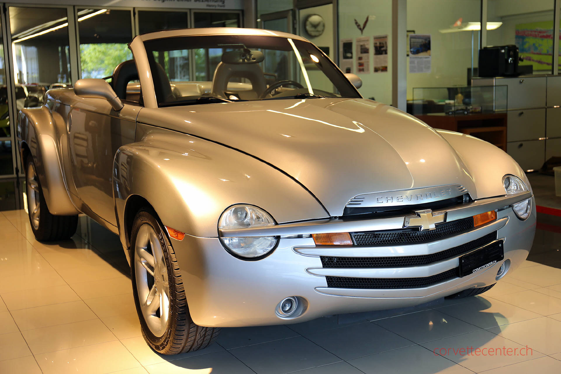 CHEVROLET SSR 6.0 LS2-image-3