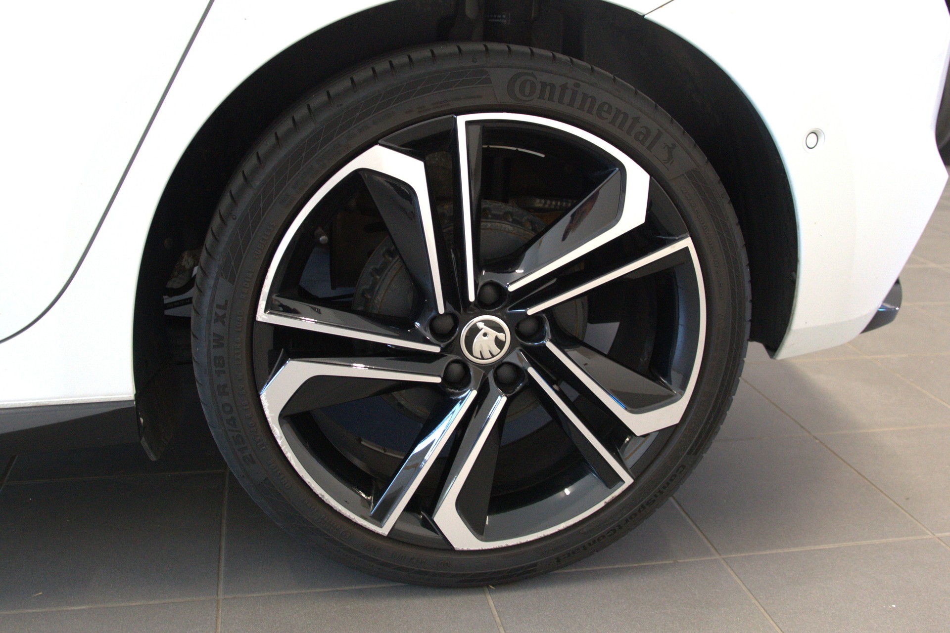 SKODA Fabia 1.0 TSI Monte Carlo DSG-image-14