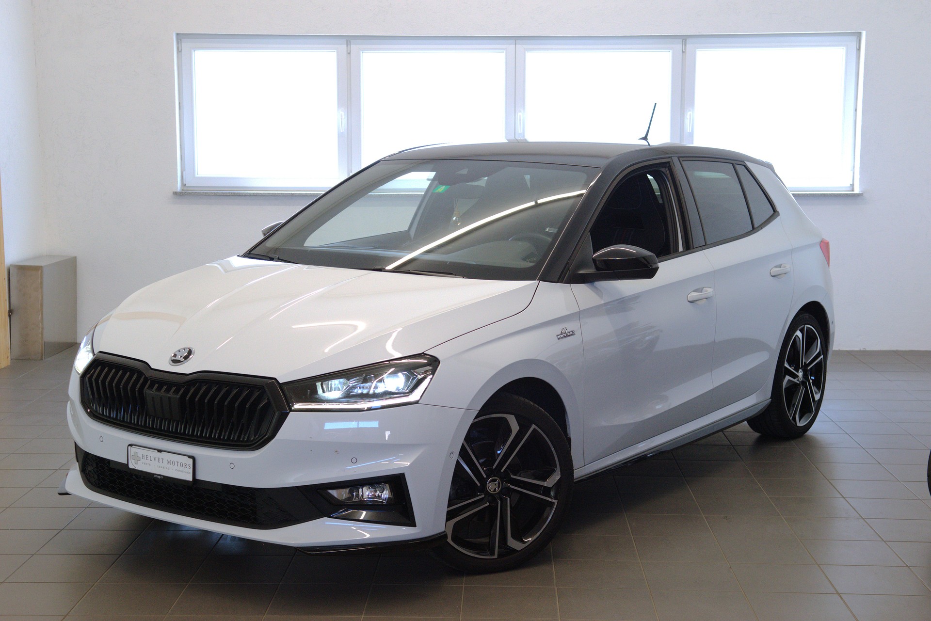 SKODA Fabia 1.0 TSI Monte Carlo DSG-image-0