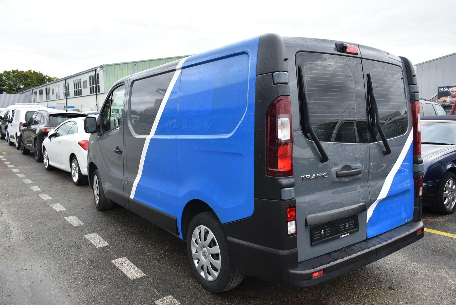 RENAULT Trafic 2.0 Energy dCi 120 3.0t Access L1H1-image-6