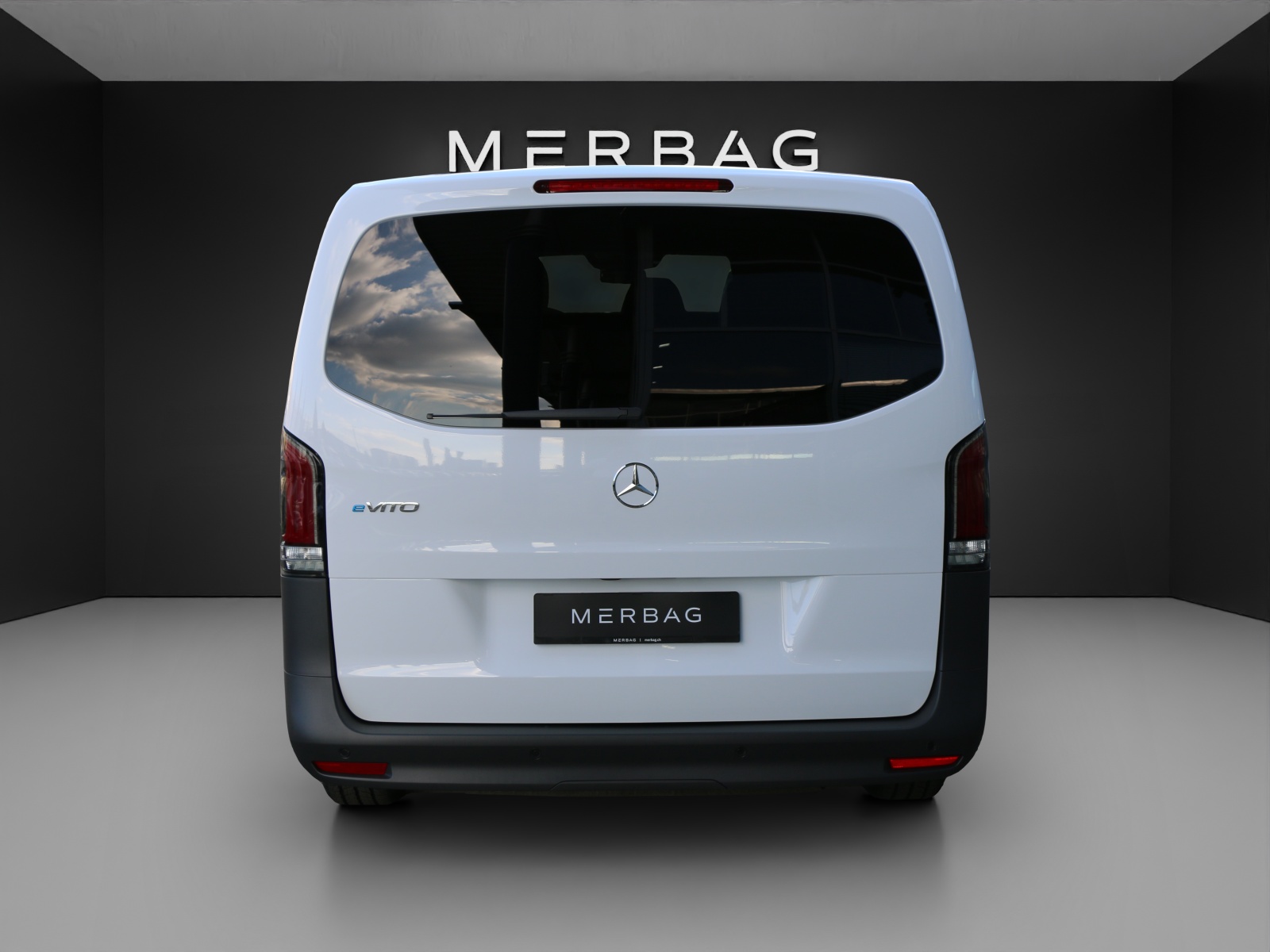 MERCEDES-BENZ eVito Kasten 90kWh Lang-image-3