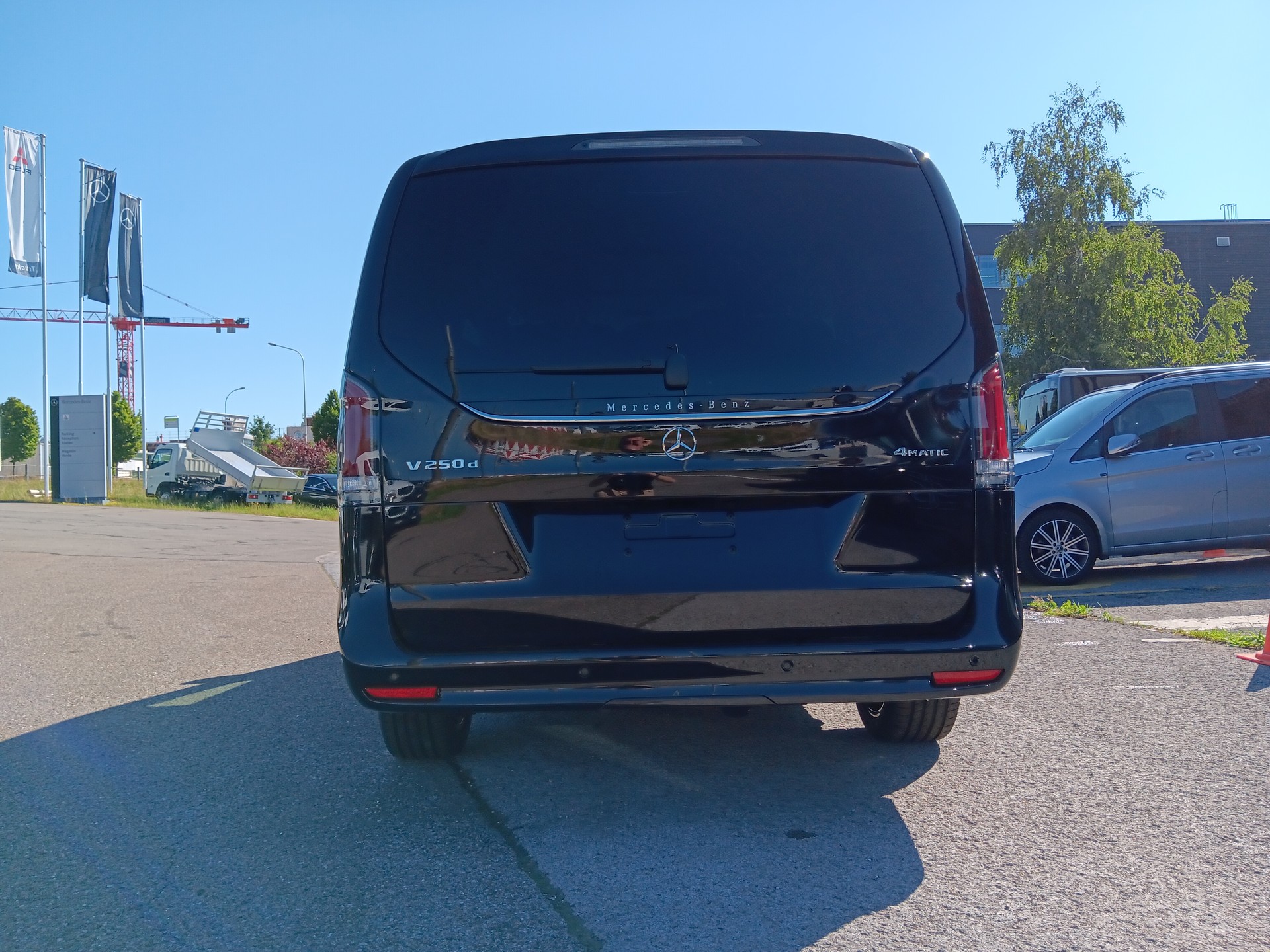 MERCEDES-BENZ V 250 d Avantgarde 3200mm L-image-4